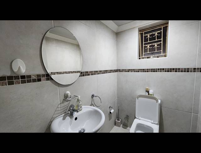 5 BEDROOM FREESTANDING FOR SALE IN ALLANDALE